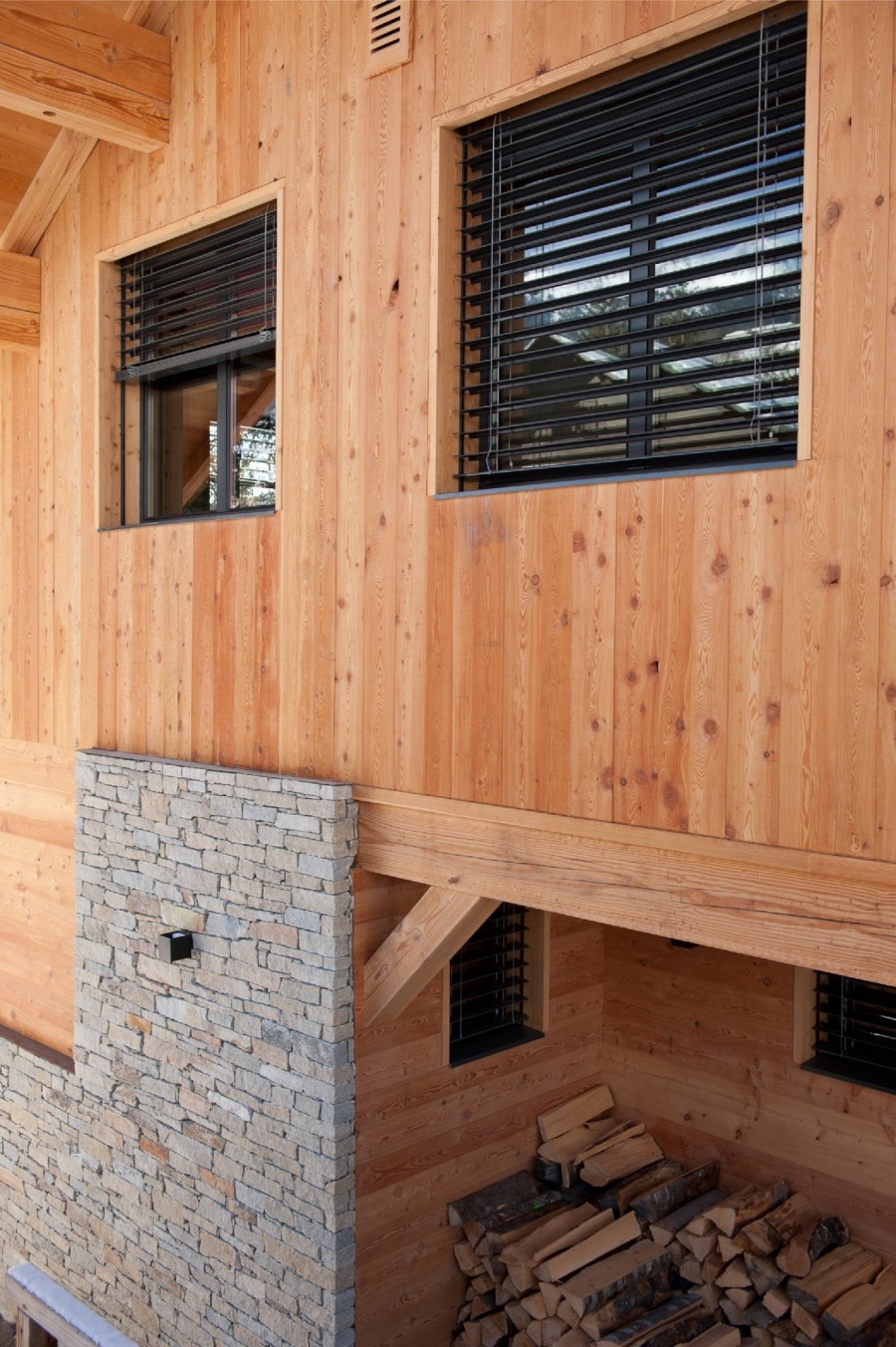 Detail mit Lärchenschalung