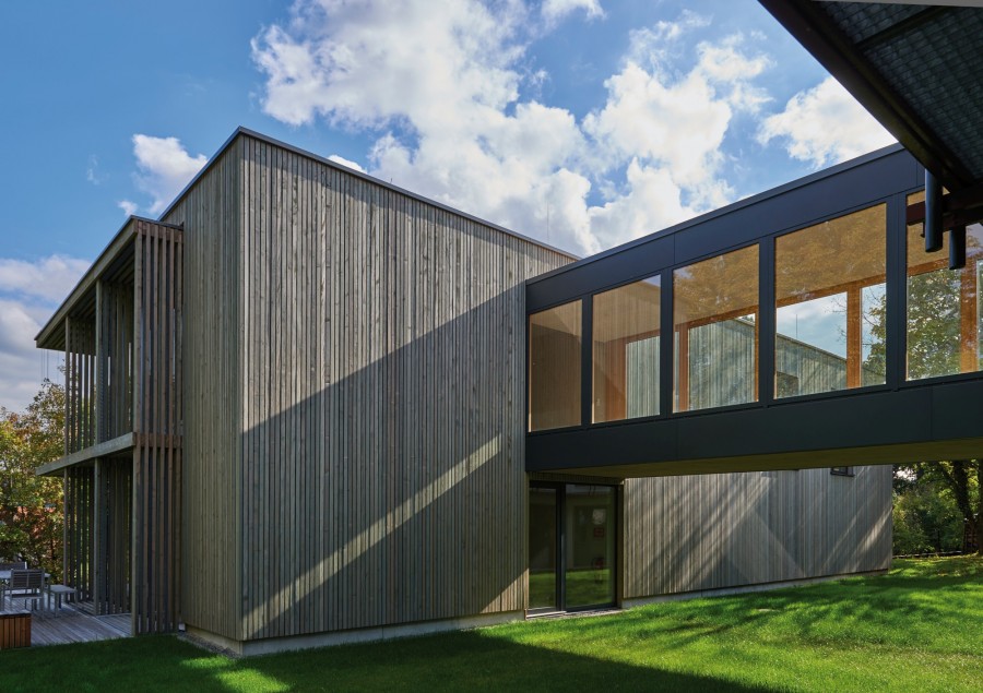 Passerelle reliant l’ancien et le nouveau bâtiment