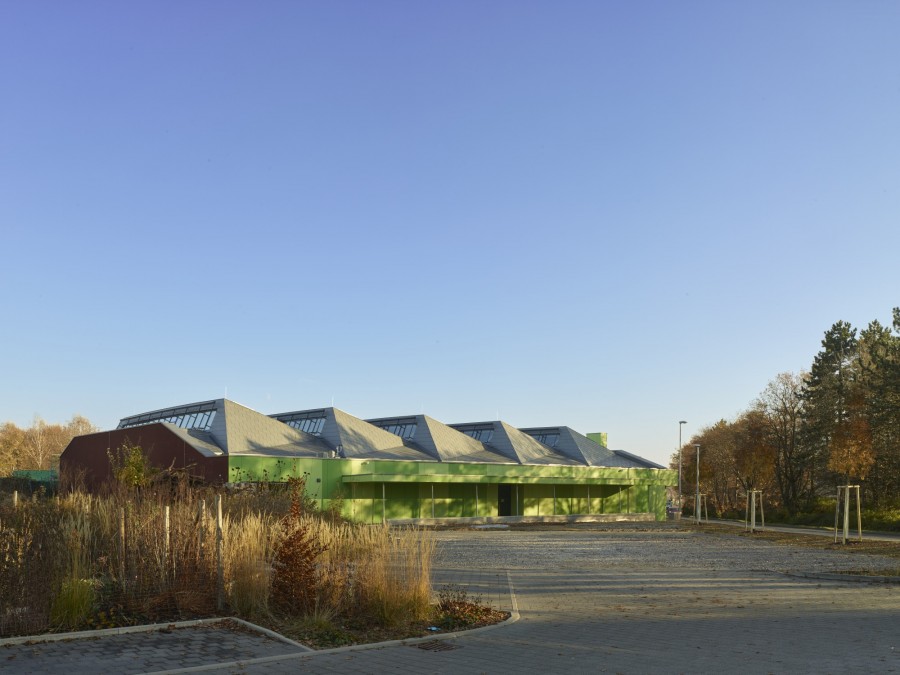 Streha športne dvorane